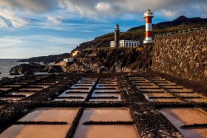 Salinas y faro de Fuencaliente (La Palma)