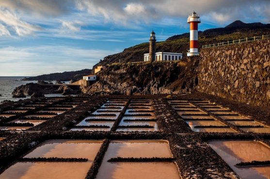 Salinas y faro de Fuencaliente (La Palma)